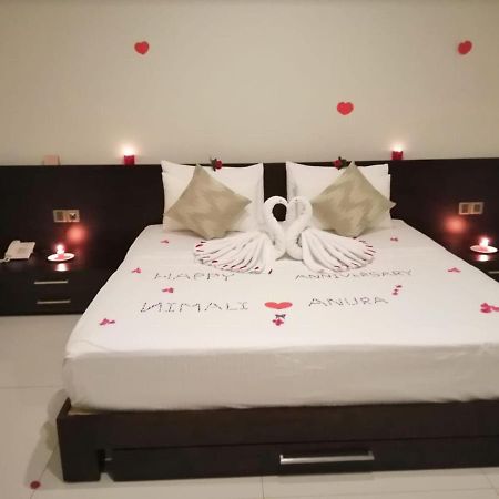 Kethumathee Hotel & Banquet Ratnapura Exteriér fotografie