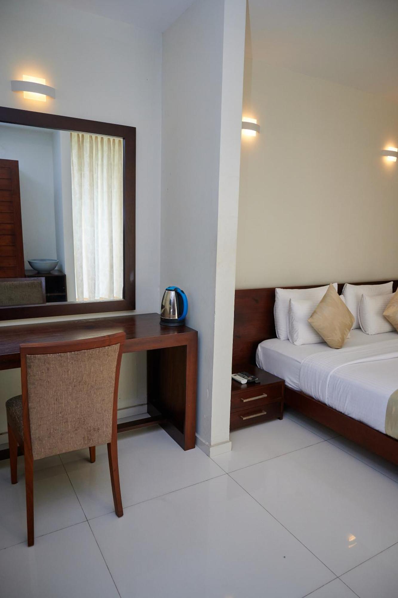 Kethumathee Hotel & Banquet Ratnapura Exteriér fotografie