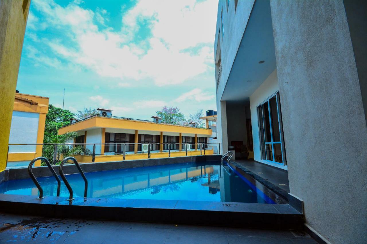 Kethumathee Hotel & Banquet Ratnapura Exteriér fotografie